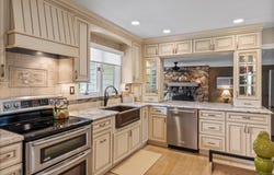 24 Akron Place, Shoreham, NY 11786