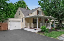 4254 Connection Dr, Williamsville, NY 14221