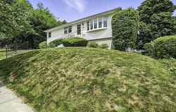 28 Kenwood Ave, Worcester, MA 01605