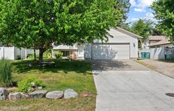 7560 W Sunrise St, Rathdrum, ID 83858