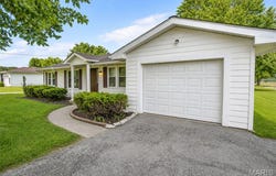 1604 Meppen, Brussels, IL 62013