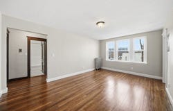 41 Richardson Ave, Wakefield, MA 01880