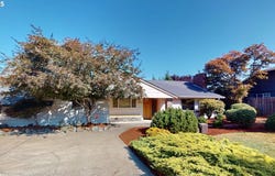 2460 BAILEY HILL RD, Eugene, OR 97405