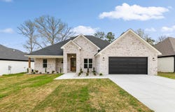 114 Harmony Village Drive, Haskell, AR 72015