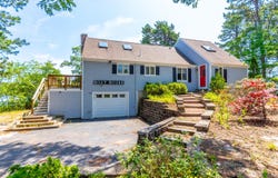 386 Mashpee Neck Road, Mashpee, MA 02649
