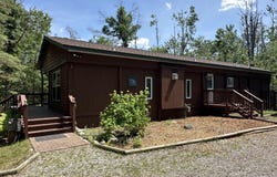5127 Crestwood Road, Lewiston, MI 49756