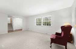 632 Columbine Avenue, Lisle, IL 60532
