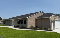 104 LAKE FRONT DRIVE, DOVER, DE 19904