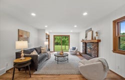 N54w14337 Vera Ln, Menomonee Falls, WI 53051