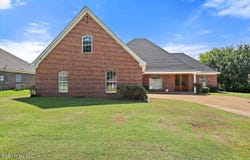 702 Meadow View Cove, Jackson, MS 39272