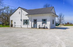 104 US-54, Farber, MO 63345
