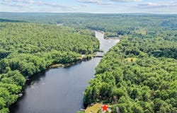14 Pine Tree Road, Coventry, RI 02816