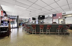 11 S Main St, Hartford, WI 53027