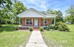 120 WALKER Street, Monroeville, AL 36460
