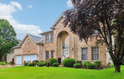 16324 Hidden River Drive, Plainfield, IL 60586