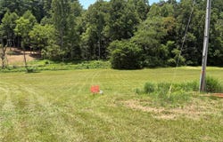9999 Settlers Trail, Mars Hill, NC 28754
