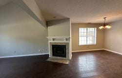 1615 SORGHUM MILL Dr, Memphis, TN 38016
