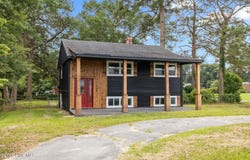 1955 Banks School Road, Kinston, NC 28504