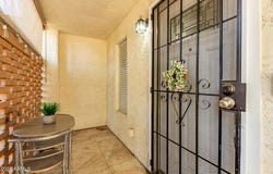 8802 N 8TH Street, Phoenix, AZ 85020