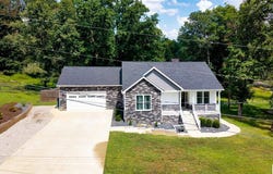 611 Lakeshore Parkway, Brandenburg, KY 40108