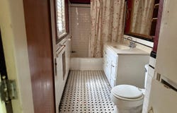 1021 5th St, Oswego, KS 67356