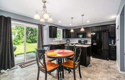 2116 Lindenwood Avenue, Warsaw, IN 46580-5831