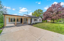 2394 Reimer Road, Wadsworth, OH 44281