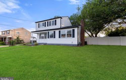 2543 BURNING TREE ROAD, PENNSAUKEN, NJ 08109