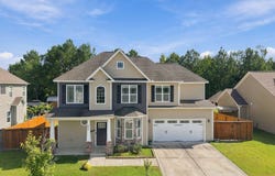 813 Tuscarora Trail, Jacksonville, NC 28546