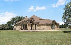 160 Seven Oaks Lane, China Spring, TX 76633