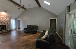 8551 E CHIPPINGHAM Dr, Memphis, TN 38016