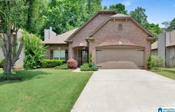 1131 EAGLE DRIVE, MAYLENE, AL 35114