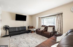 571 FAIRFIELD Road, EAST WINDSOR TWP, NJ 08520