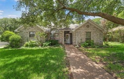 2804 Chimney Hill Drive, Waco, TX 76708
