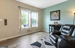 68 LOUVAIN DRIVE, HANOVER, PA 17331