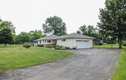 920 Sycamore Lane, Bluffton, IN 46714-2743