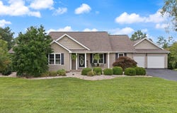 6600 Hwy 490, East Bernstadt, KY 40729