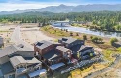 22 Bridger St, Cascade, ID 83611