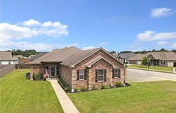 304 Rock CIR, Lavaca, AR 72941