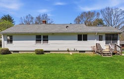 4 Ayrshire Rd, Worcester, MA 01604