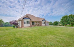 229 Ridgecrest Road, Jonesborough, TN 37659