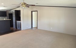 139 ANGEL LN LN, Seguin, TX 78155