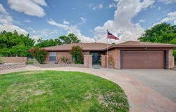 5612 CRESTA LUNA Court NE, Albuquerque, NM 87111