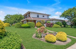 430 Violet Street, Massapequa Park, NY 11762
