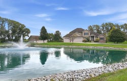 5714 Hollopeter Road, Leo, IN 46765