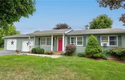 1915 State Route 21, Hopewell, NY 14548