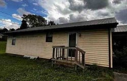 21 Cedar Dr, Barboursville, WV 25504