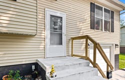 203 DOUGLAS Road, Marquette Heights, IL 61554