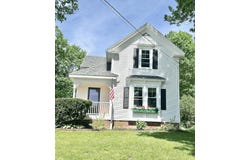 22 Mills Road, Newcastle, ME 04553