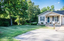 2100 Longview Drive, Arnold, MO 63010